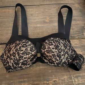 Victoria Secret Strappy Push Up Bra